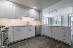 4480 Market Commons Dr, Fairfax, VA 22033 - Photo 5