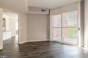 4480 Market Commons Dr, Fairfax, VA 22033 - Photo 19