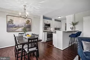 6631 Wakefield Dr, Alexandria, VA 22307 - Photo 7