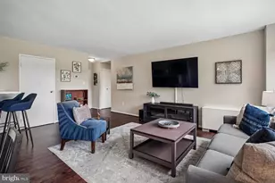 6631 Wakefield Dr, Alexandria, VA 22307 - Photo 3