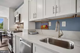 6631 Wakefield Dr, Alexandria, VA 22307 - Photo 13