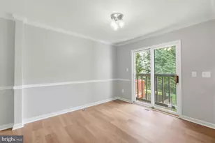 6027 Rockton Ct, Centreville, VA 20121 - Photo 9