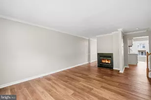 6027 Rockton Ct, Centreville, VA 20121 - Photo 5