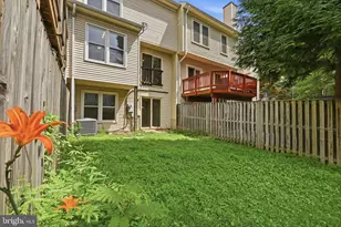 6027 Rockton Ct, Centreville, VA 20121 - Photo 31
