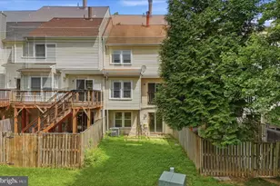 6027 Rockton Ct, Centreville, VA 20121 - Photo 33