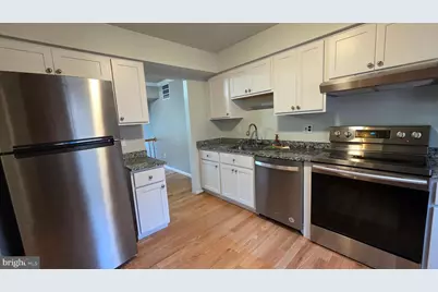 9529 Cherry Oak Court, Burke, VA 22015 - Photo 9
