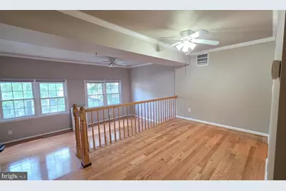 9529 Cherry Oak Court, Burke, VA 22015 - Photo 5