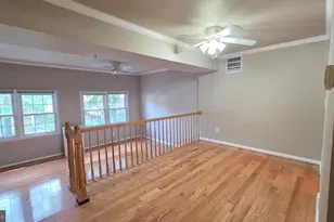 9529 Cherry Oak Ct, Burke, VA 22015 - Photo 5