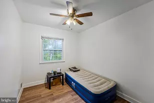 14707 Bentley Square, Centreville, VA 20120 - Photo 23