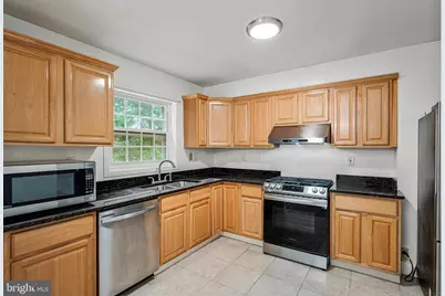 14707 Bentley Square, Centreville, VA 20120 - Photo 13