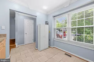 6645 Medinah Ln, Alexandria, VA 22312 - Photo 7