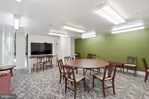 2311 Pimmit Dr, Falls Church, VA 22043 - Photo 17