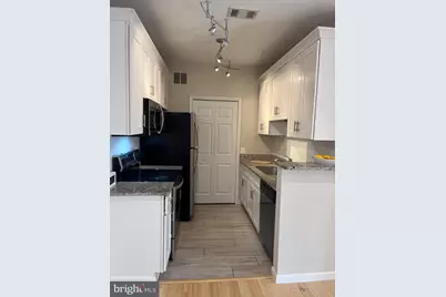 1601 Spring Gate Drive #1213, McLean, VA 22102 - Photo 3
