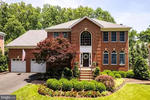 2755 Oakton Plantation Ln, Vienna, VA 22181 - Photo 9