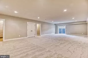 1808 Anderson Rd, Falls Church, VA 22043 - Photo 57