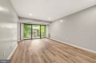 2045 Royal Fern Ct, Reston, VA 20191 - Photo 5