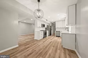 2045 Royal Fern Ct, Reston, VA 20191 - Photo 9