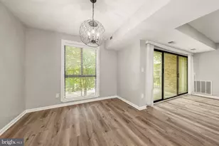 2045 Royal Fern Ct, Reston, VA 20191 - Photo 7