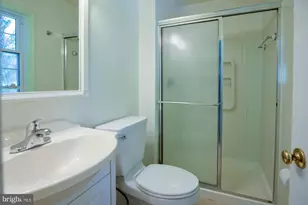 3409 Beverly Dr, Annandale, VA 22003 - Photo 17