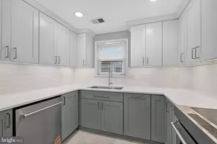 7452 Cross Gate Ln, Alexandria, VA 22315 - Photo 13