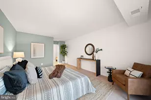 1800 Old Meadow Rd, McLean, VA 22102 - Photo 15
