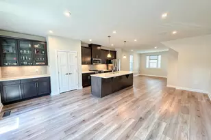 13993 Airfoil Rd, Herndon, VA 20171 - Photo 5