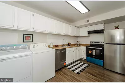 9737 Kings Crown Court #202, Fairfax, VA 22031 - Photo 15