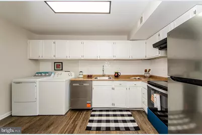 9737 Kings Crown Court #202, Fairfax, VA 22031 - Photo 13