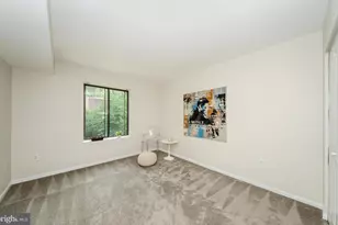 9737 Kings Crown Ct, Fairfax, VA 22031 - Photo 21