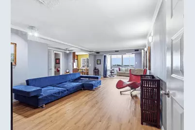 8350 Greensboro Drive #1017, McLean, VA 22102 - Photo 3