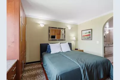 8350 Greensboro Drive #1017, McLean, VA 22102 - Photo 11