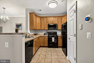 3830 Lightfoot St, Chantilly, VA 20151 - Photo 11
