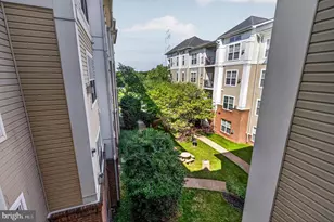 3830 Lightfoot St, Chantilly, VA 20151 - Photo 31