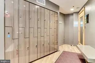 8360 Greensboro Dr, McLean, VA 22102 - Photo 27