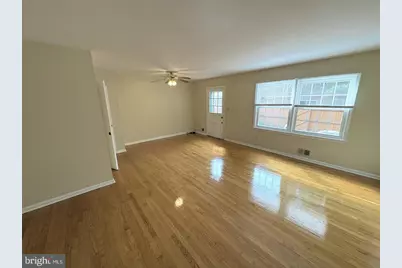 3156 Cedar Grove Drive, Fairfax, VA 22031 - Photo 5