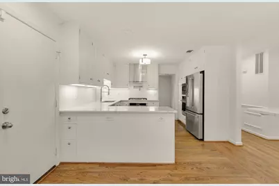 1318 Round Oak Court, McLean, VA 22101 - Photo 19