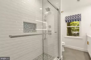 1318 Round Oak Ct, McLean, VA 22101 - Photo 47