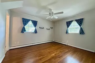 2223 Great Falls St, Falls Church, VA 22046 - Photo 9