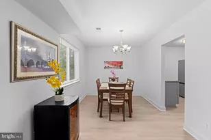 11811 Breton Ct, Reston, VA 20191 - Photo 7