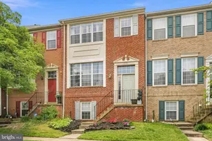 13111 Watchwood Ln, Fairfax, VA 22033 - Photo 3
