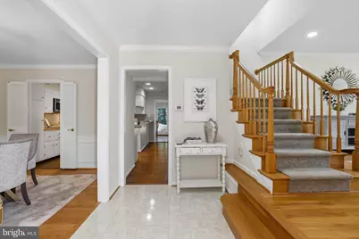 8208 Guinevere Drive, Annandale, VA 22003 - Photo 11