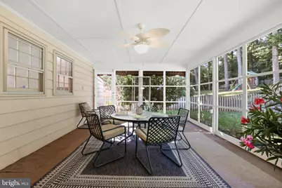 8208 Guinevere Drive, Annandale, VA 22003 - Photo 27