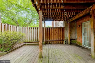 8207 Cedar Landing Ct, Alexandria, VA 22306 - Photo 43