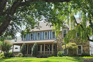 15601 Meherrin Dr, Centreville, VA 20120 - Photo 1