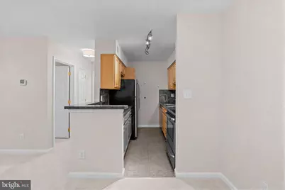 8110 Colony Point Road #H, Springfield, VA 22152 - Photo 11