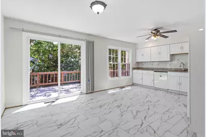 12214 Grassy Hill Court, Fairfax, VA 22033 - Photo 7