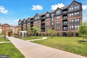 3927 Fair Ridge Dr, Fairfax, VA 22033 - Photo 1