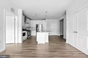 3927 Fair Ridge Dr, Fairfax, VA 22033 - Photo 5
