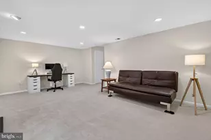7204 Gentian Ct, Springfield, VA 22152 - Photo 41