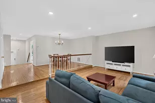 7204 Gentian Ct, Springfield, VA 22152 - Photo 11